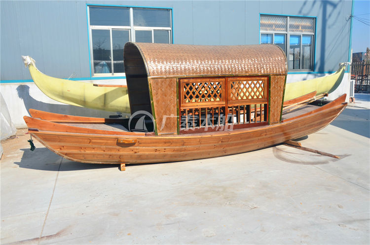 6米造型乌篷船